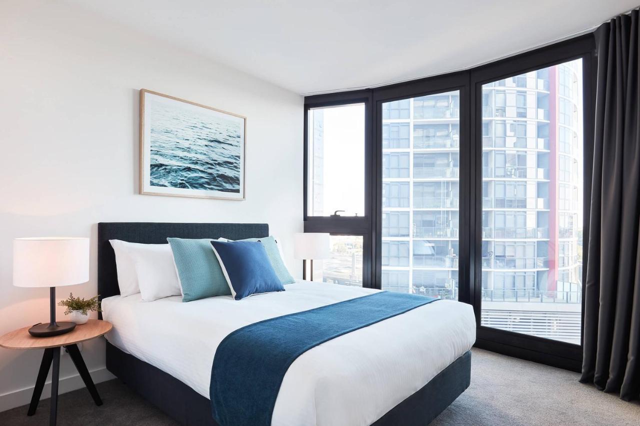 แชโดว์ เพลย์ เมลเบิร์น บาย เป็ปเปอร์ Hotel ภายนอก รูปภาพ